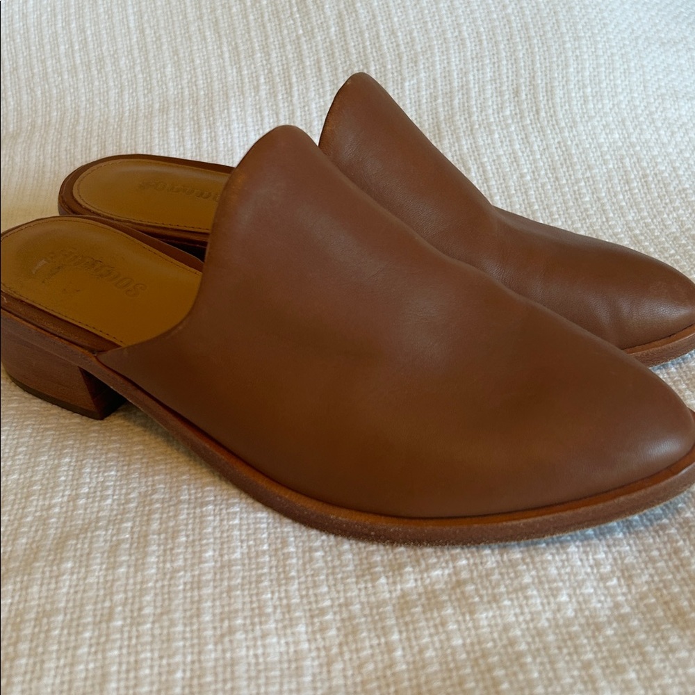 Soludos Cognac Leather Slip-On Mules ~ Size 7